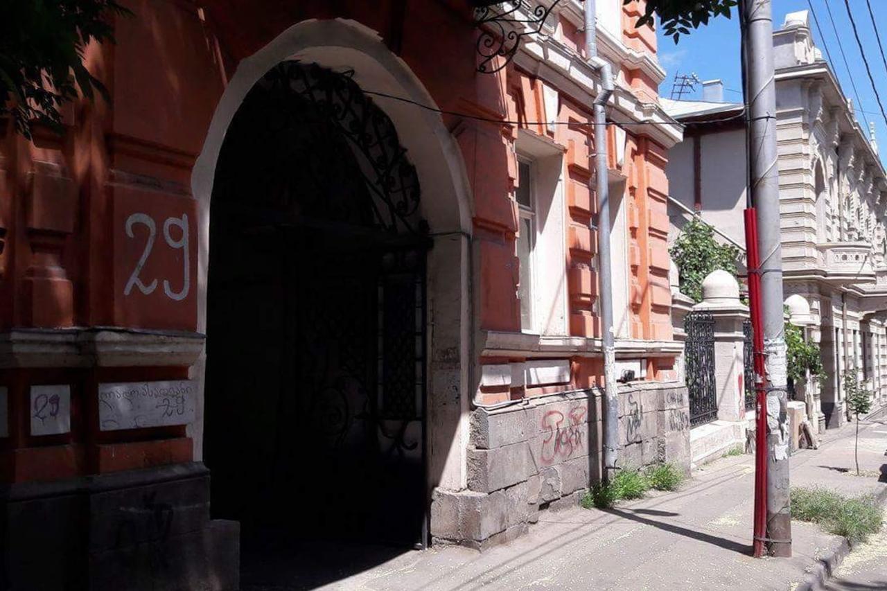 Natali Apartment Тбилиси Екстериор снимка