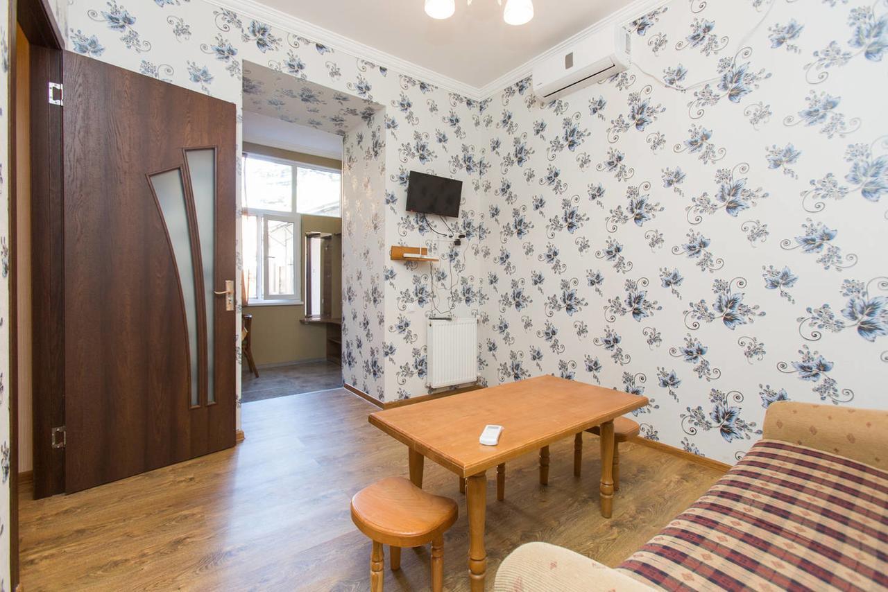 Natali Apartment Тбилиси Екстериор снимка